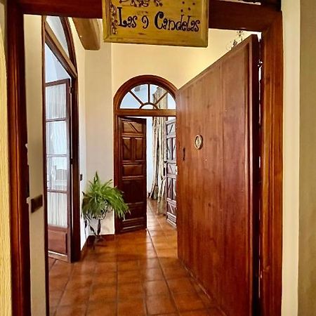 Las 9 Candelas Alojamiento En El Centro De Yecla Luaran gambar